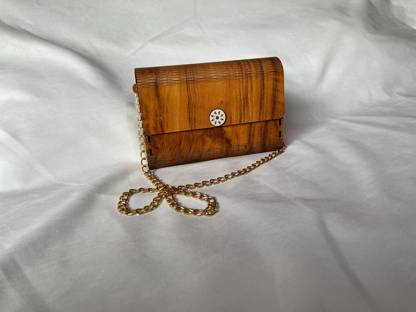 Elegant Wooden Handbag for Women | Stylish American-Inspired Purse | Handmade Laser-Engraved Clutch | Unique Gift for Her | Gift for her …